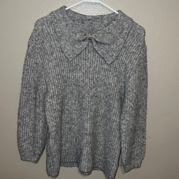 Zara Kids Chunky Knit Bow Grey Sweater Size 11-12 - Picture 1 of 3